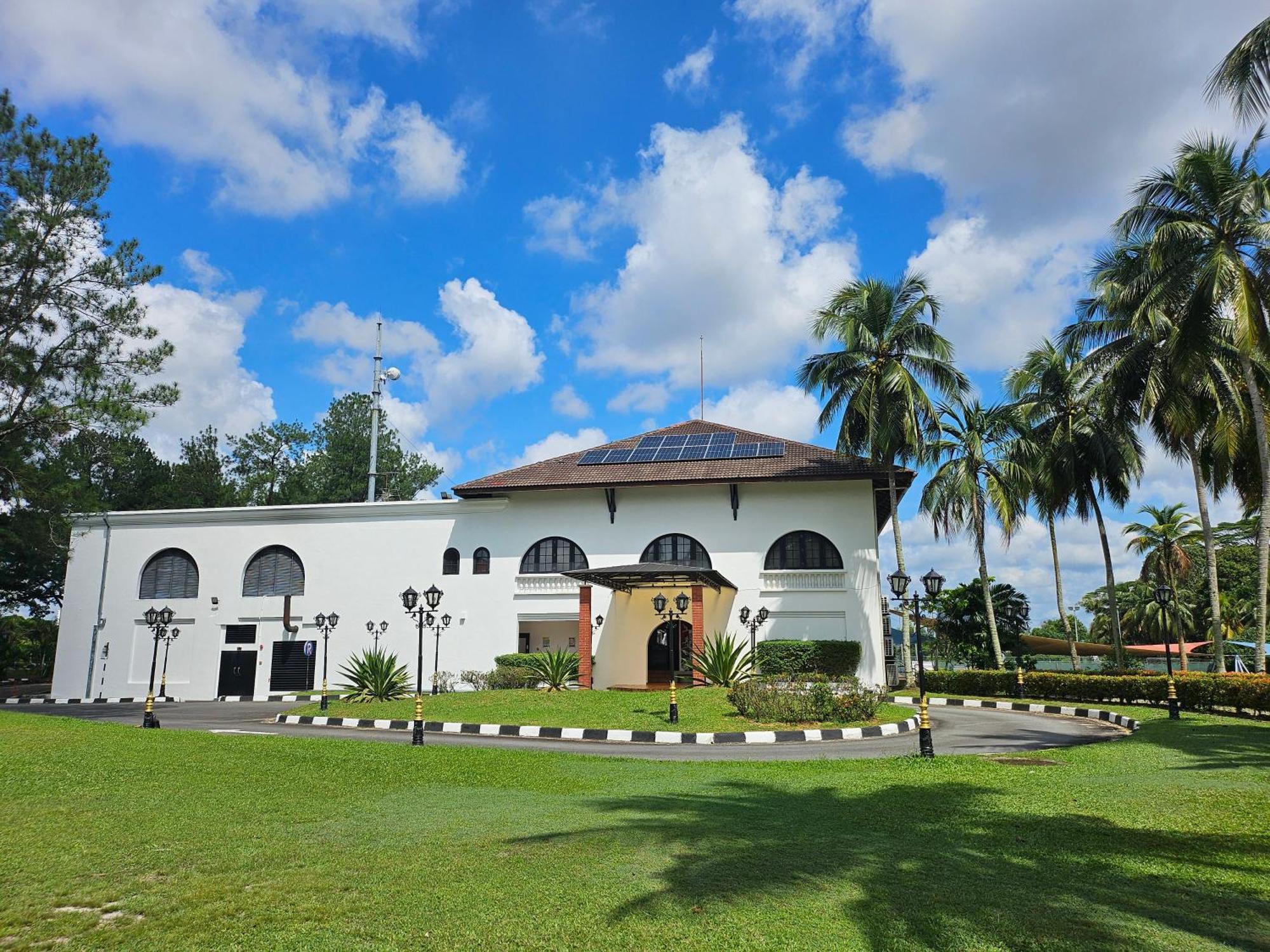 Ponderosa Golf & Country Resort Johor Bahru Exterior photo
